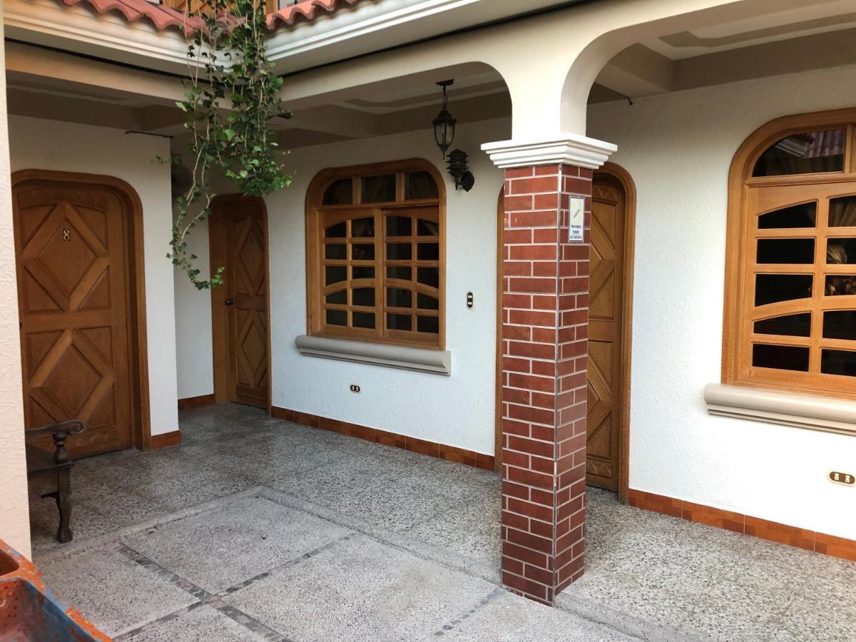 Posada Don Miguel Panajachel Exteriör bild